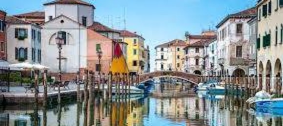 1 room Garage in Chioggia, Italy No. 312784 2