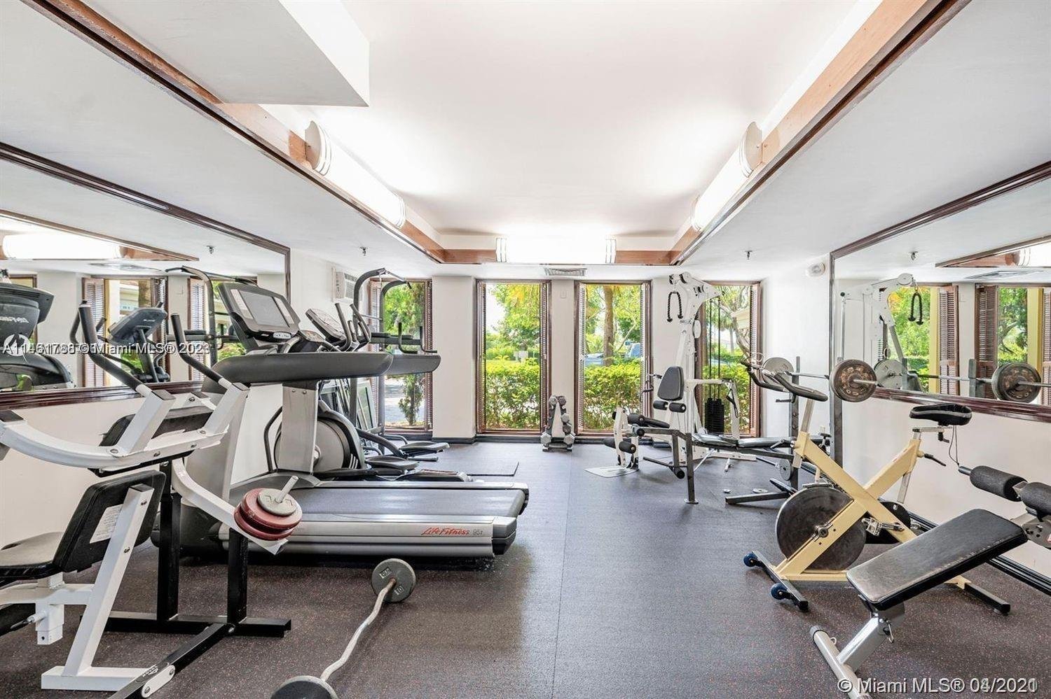 1 dormitorio propiedad comercial en venta en Miami, Miami-Dade, Florida, USA № 614005