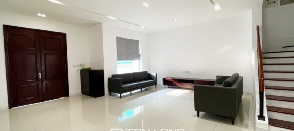 Villa T3 em Long Bien, Vietnam N.º 734 16