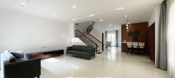 Villa T3 em Long Bien, Vietnam N.º 734 18