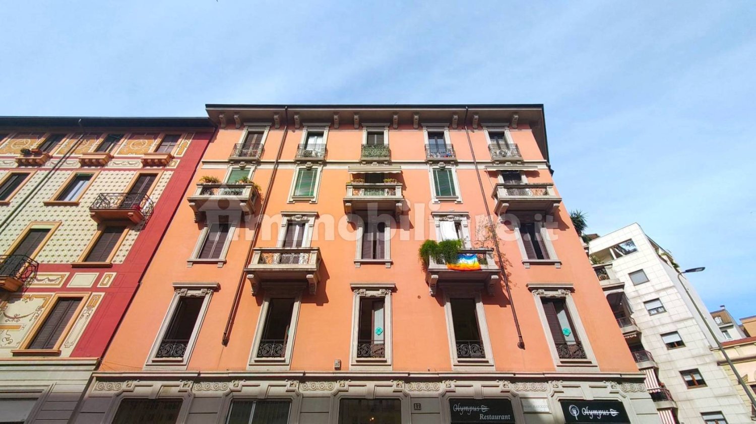 1 bedroom Apartment in Milan, Italy No. 379830