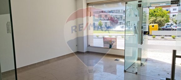 Propriété commerciale à Caldas da Rainha, Portugal 140m² No. 169081 7