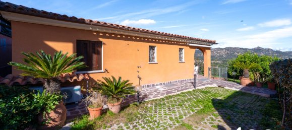 2 bedrooms House in San Teodoro, Italy No. 373569 5