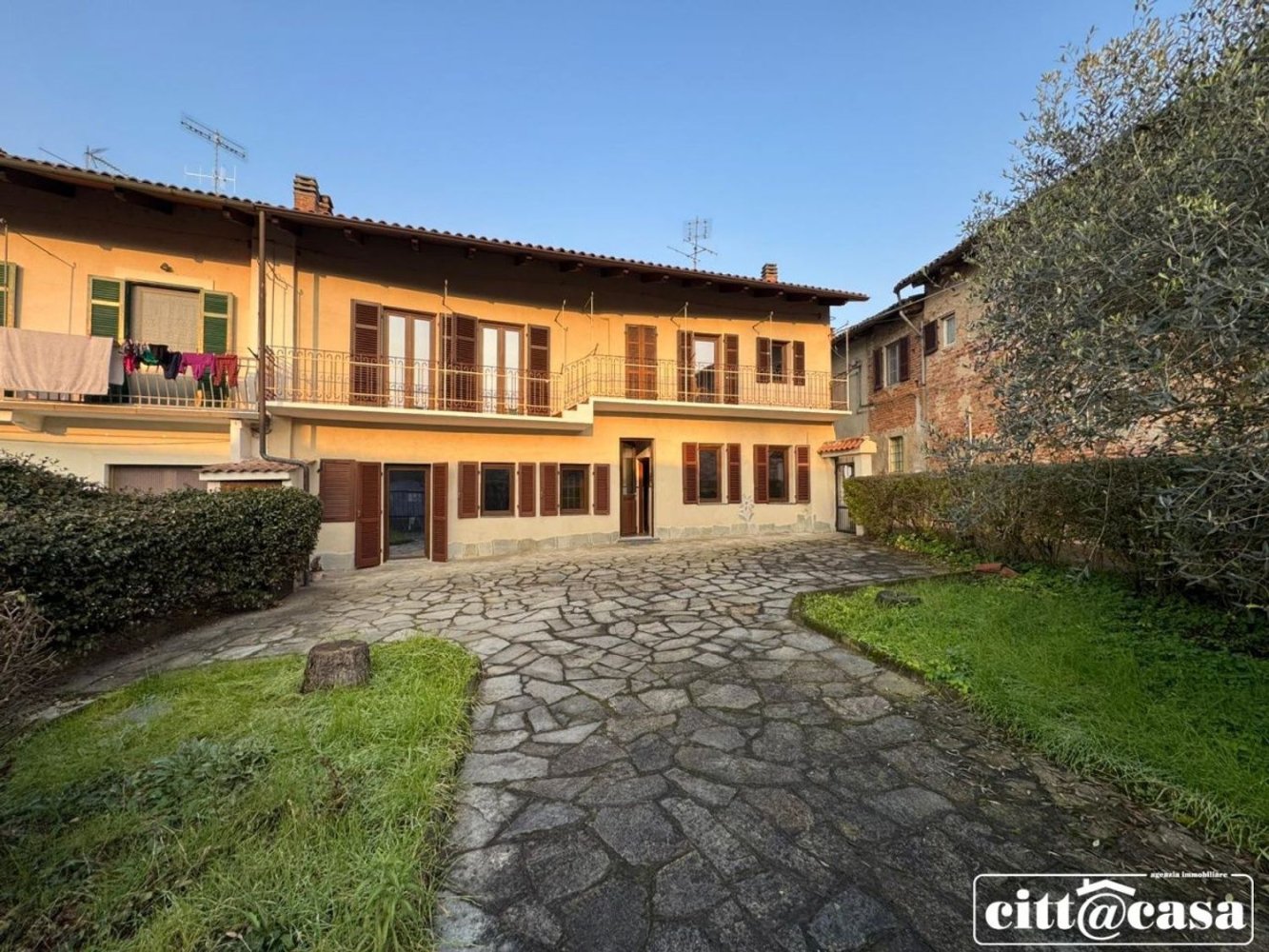 Casa de 7 divisões em Brusasco, Italy N.º 119253