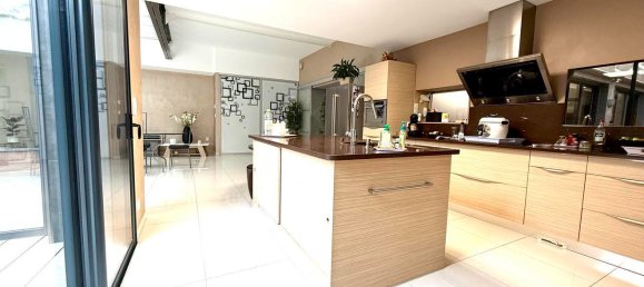 3 chambres Maison à Sainte-Savine, France No. 158084 5