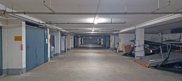 Parking à Munich, Germany No. 212279 7