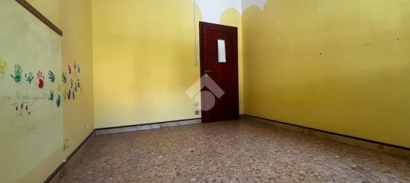 8 chambres Villa à Montecatini Terme, Italy No. 347387 12