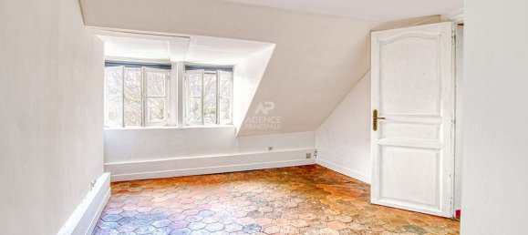 2 bedrooms Apartment in Versailles, France No. 291745 6