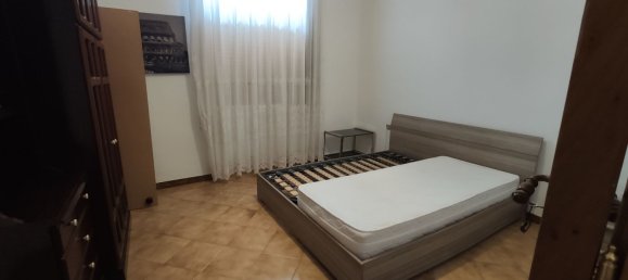Apartamento de 3 dormitorios en Foggia, Italy No. 376668 8