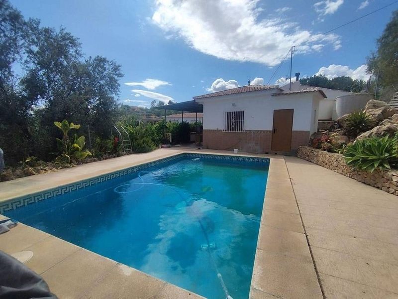 Дом с 5 спальнями в Периана, Испания № 224067