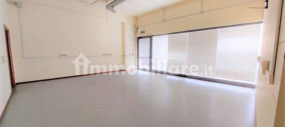 Gewerbliche Immobilie in Chieti, Italy 979m², Nr. 311424 2