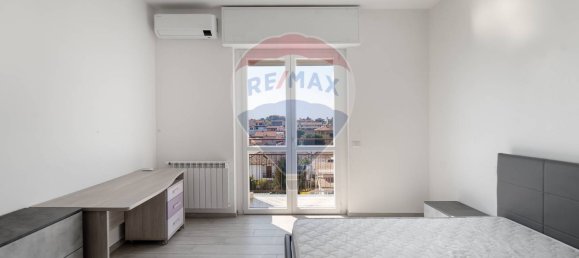 2 bedrooms Apartment in Busto Garolfo, Italy No. 211501 2