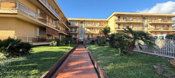 2 rooms Apartment in Loano, Italy No. 35132 17