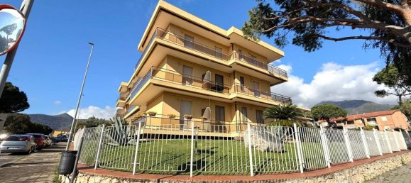 2 rooms Apartment in Loano, Italy No. 35132 19