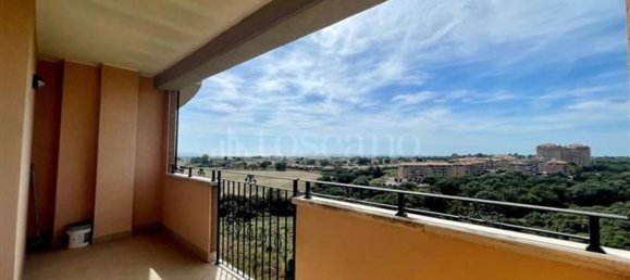 Apartamento de 2 habitaciónes en Pomezia, Italy No. 218879 10