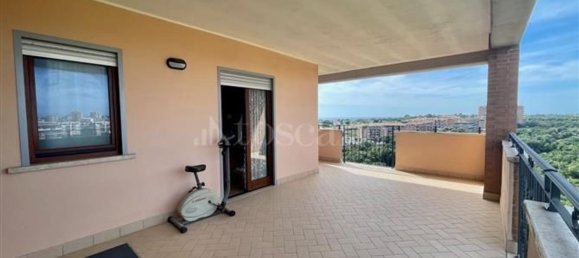 Apartamento de 2 habitaciónes en Pomezia, Italy No. 218879 9