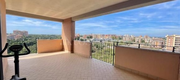 Apartamento de 2 habitaciónes en Pomezia, Italy No. 218879 8