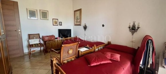 Apartamento de 2 habitaciónes en Pomezia, Italy No. 218879 4