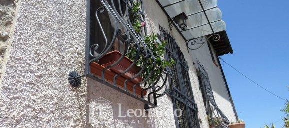 6 bedrooms House in Lucca, Italy No. 47963 49