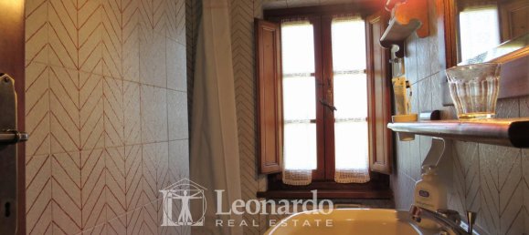 6 bedrooms House in Lucca, Italy No. 47963 38