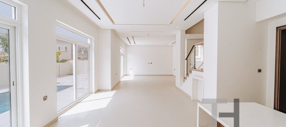 5 bedrooms Villa in Jumeirah Park, UAE No. 33266 8