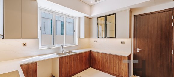 5 bedrooms Villa in Jumeirah Park, UAE No. 33266 10