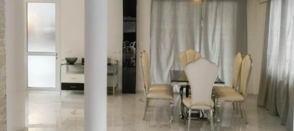 Villa de 5 dormitorios en Germasogeia, Cyprus No. 22877 3