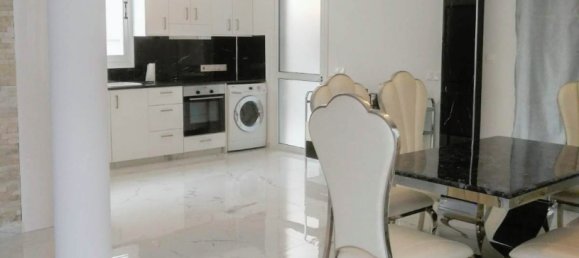 Villa de 5 dormitorios en Germasogeia, Cyprus No. 22877 4