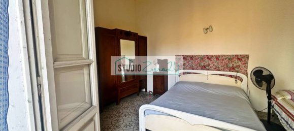 5 Schlafzimmer Haus in Viareggio, Italy, Nr. 48011 2
