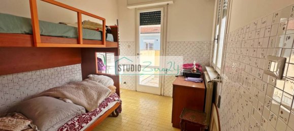 5 Schlafzimmer Haus in Viareggio, Italy, Nr. 48011 12