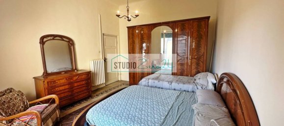 5 Schlafzimmer Haus in Viareggio, Italy, Nr. 48011 11