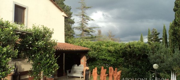 5 Schlafzimmer Villa in Bucine, Italy, Nr. 57438 9