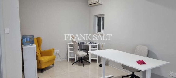 65m² Office in Sliema, Malta No. 12263 3