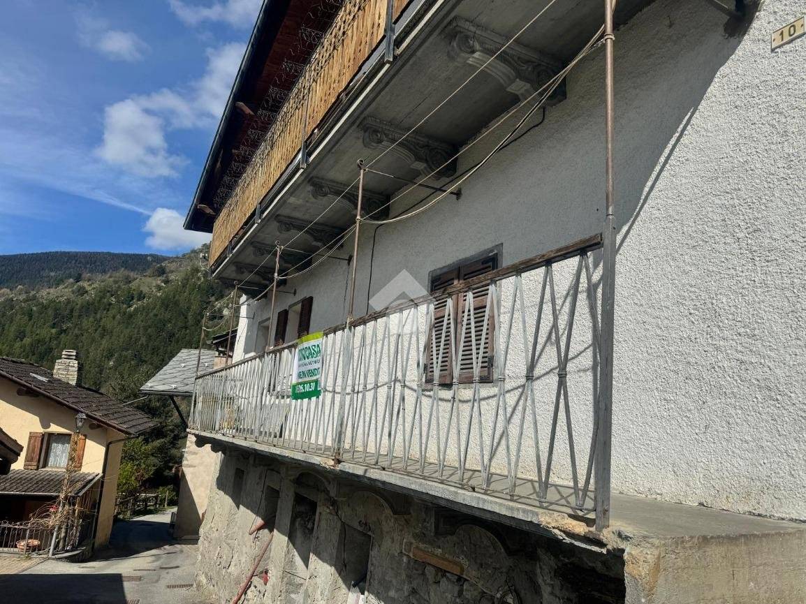 2 rooms Apartment in Valpelline, Italy No. 87529