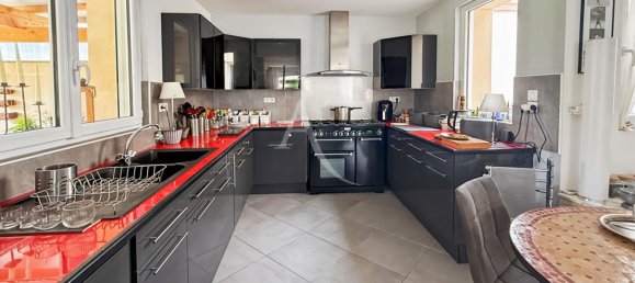 3 Schlafzimmer Haus in Lot, France, Nr. 300170 6