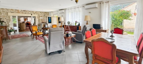 3 Schlafzimmer Haus in Lot, France, Nr. 300170 7