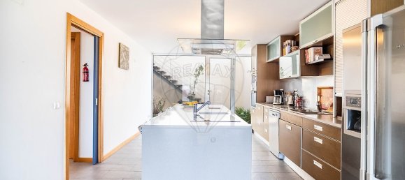 6 bedrooms House in Miranda do Corvo, Portugal No. 165309 8