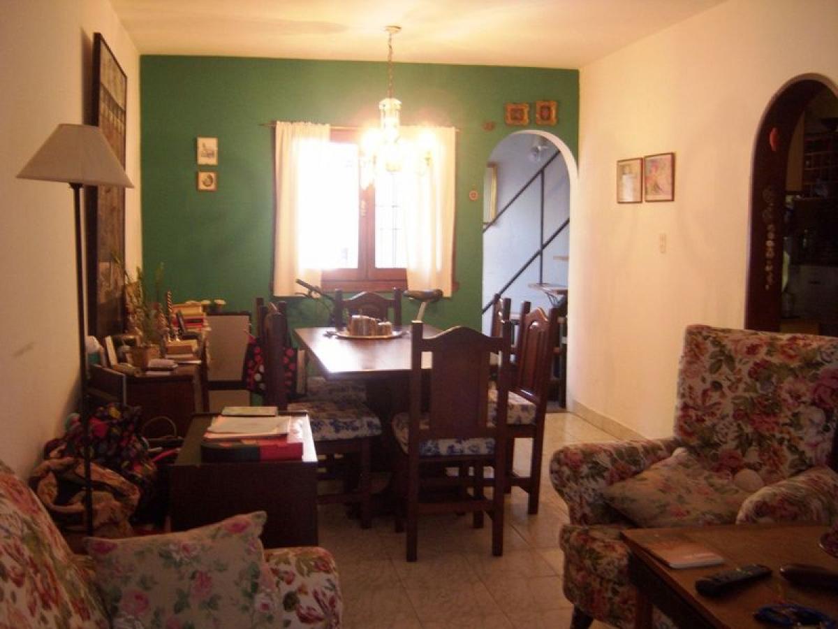 Дом с 3 спальнями в Мар-дель-Плата, Аргентина № 95538