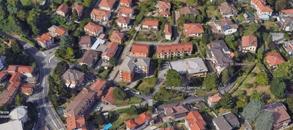 7 rooms Apartment in Varese, Italy No. 182586 3