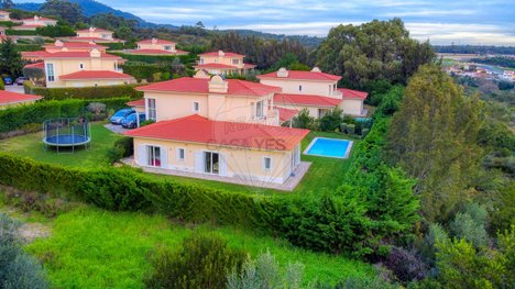 4 bedrooms House in Cascais, Portugal No. 38862