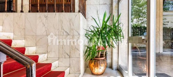 35m² Office in Milan, Italy No. 291196 8