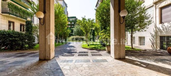 35m² Office in Milan, Italy No. 291196 5