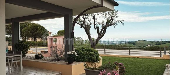 5 Schlafzimmer Wohnung in Ancona, Italy, Nr. 350927 3