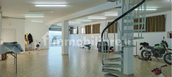 5 Schlafzimmer Wohnung in Ancona, Italy, Nr. 350927 7