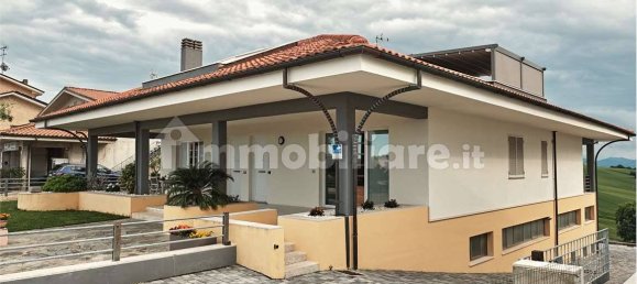 5 Schlafzimmer Wohnung in Ancona, Italy, Nr. 350927 4