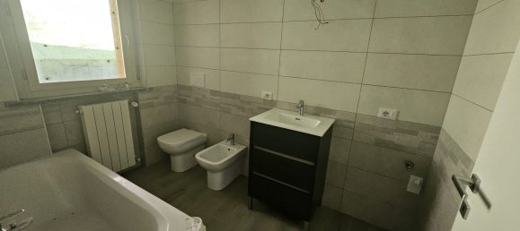 3 rooms Apartment in Pella, Italy No. 195522 15