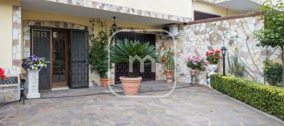 7 غرف نوم فيلا في Guidonia Montecelio, Italy رقم 370829 36