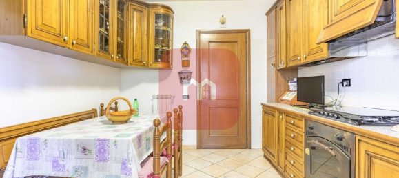 7 غرف نوم فيلا في Guidonia Montecelio, Italy رقم 370829 46