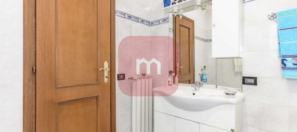 7 غرف نوم فيلا في Guidonia Montecelio, Italy رقم 370829 49