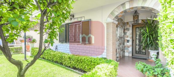 7 غرف نوم فيلا في Guidonia Montecelio, Italy رقم 370829 2